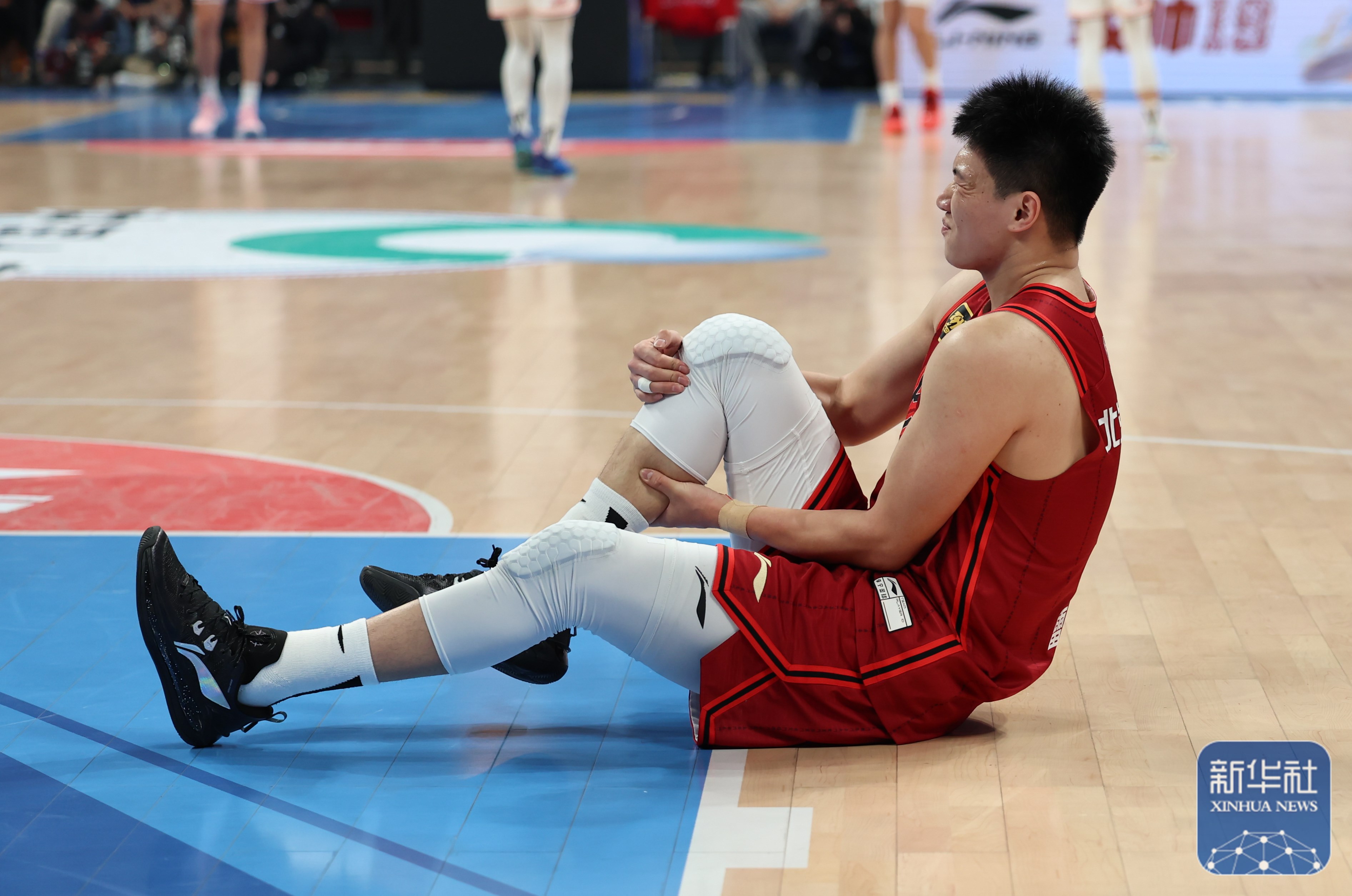 澳客官方-关于在上海队赛场上演全国篮球锦标赛，进球，引发观众齐声高喊的信息