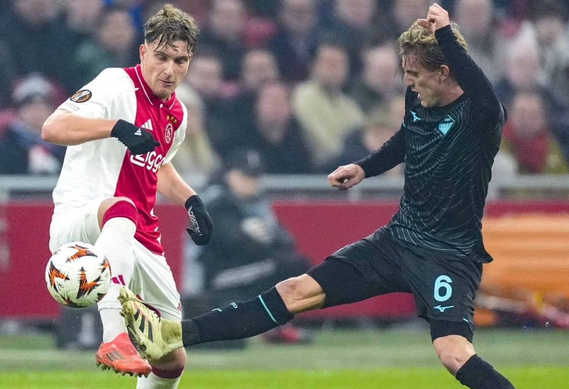 澳客网站入口-阿贾克斯大胜对手，提前晋级淘汰赛