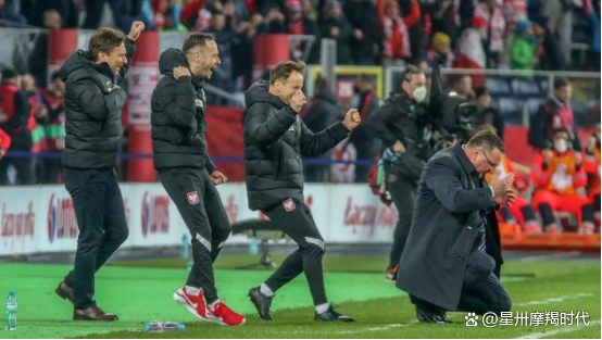 波兰攻防表现出色,教练组感到满意的简单介绍 波兰攻防表现出色,教练组感到满意的简单介绍