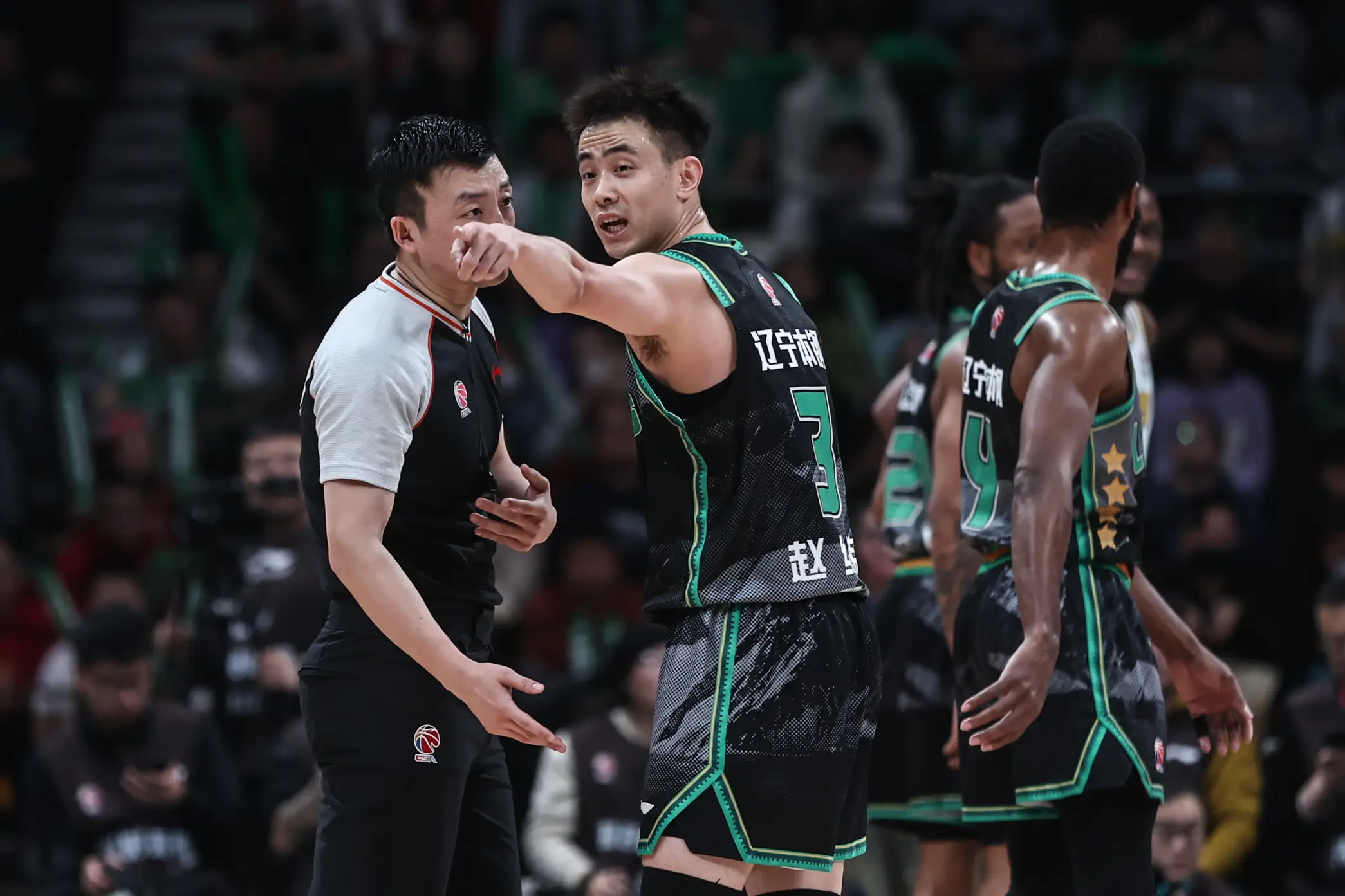 辽宁男篮凭借团队合作击败江苏队 辽宁男篮凭借团队合作击败江苏队