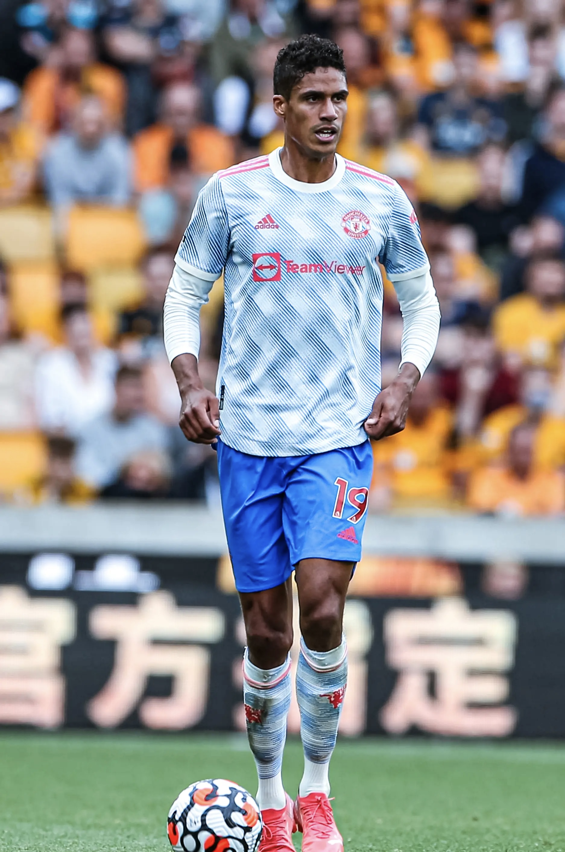 外媒盛赞瓦拉内:皇马守护神展现顶级水准的简单介绍 外媒盛赞瓦拉内:皇马守护神展现顶级水准的简单介绍