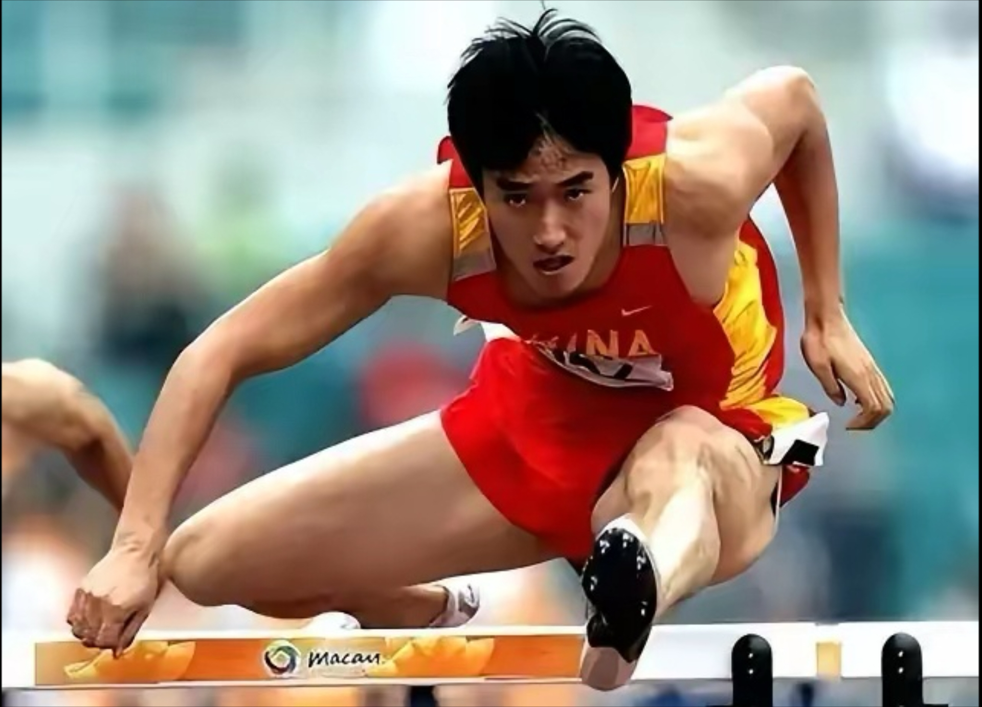 澳客教练-运动员精湛技艺，观众眼睛为之一亮的简单介绍