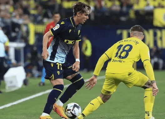 澳客在线-赫罗纳遭遇比利亚雷亚尔绝杀，遗憾失利遗憾的简单介绍