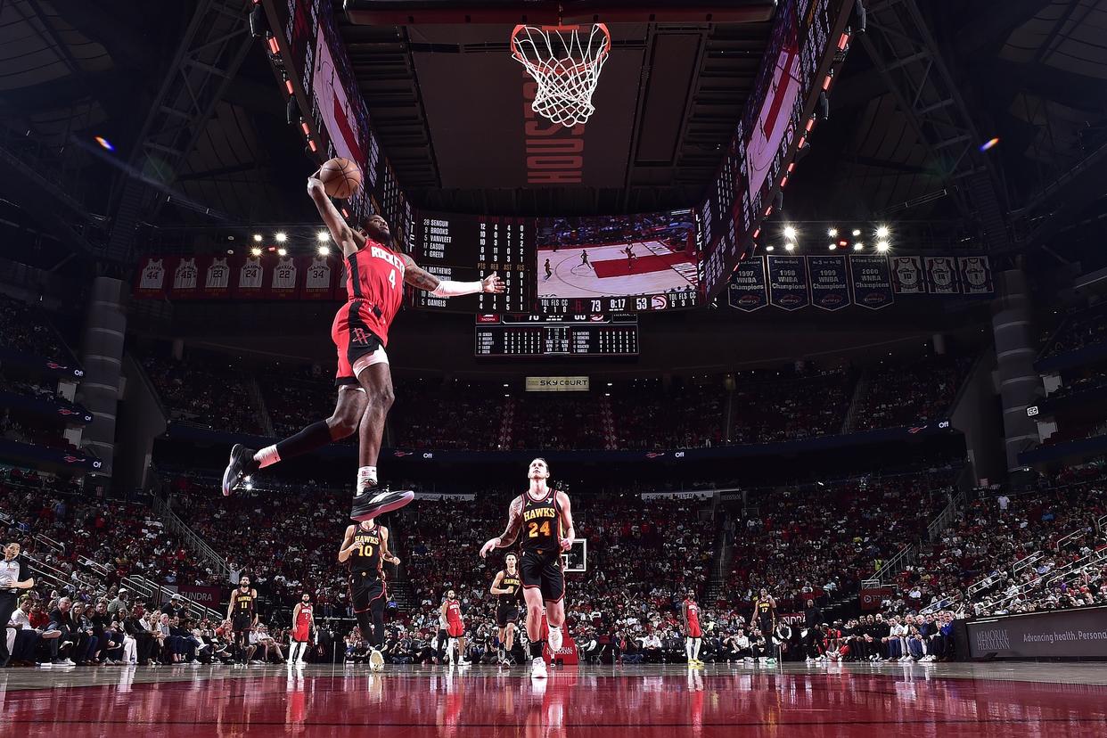 澳客网页版登录入口-火箭队门将受伤，球队防守岌岌可危